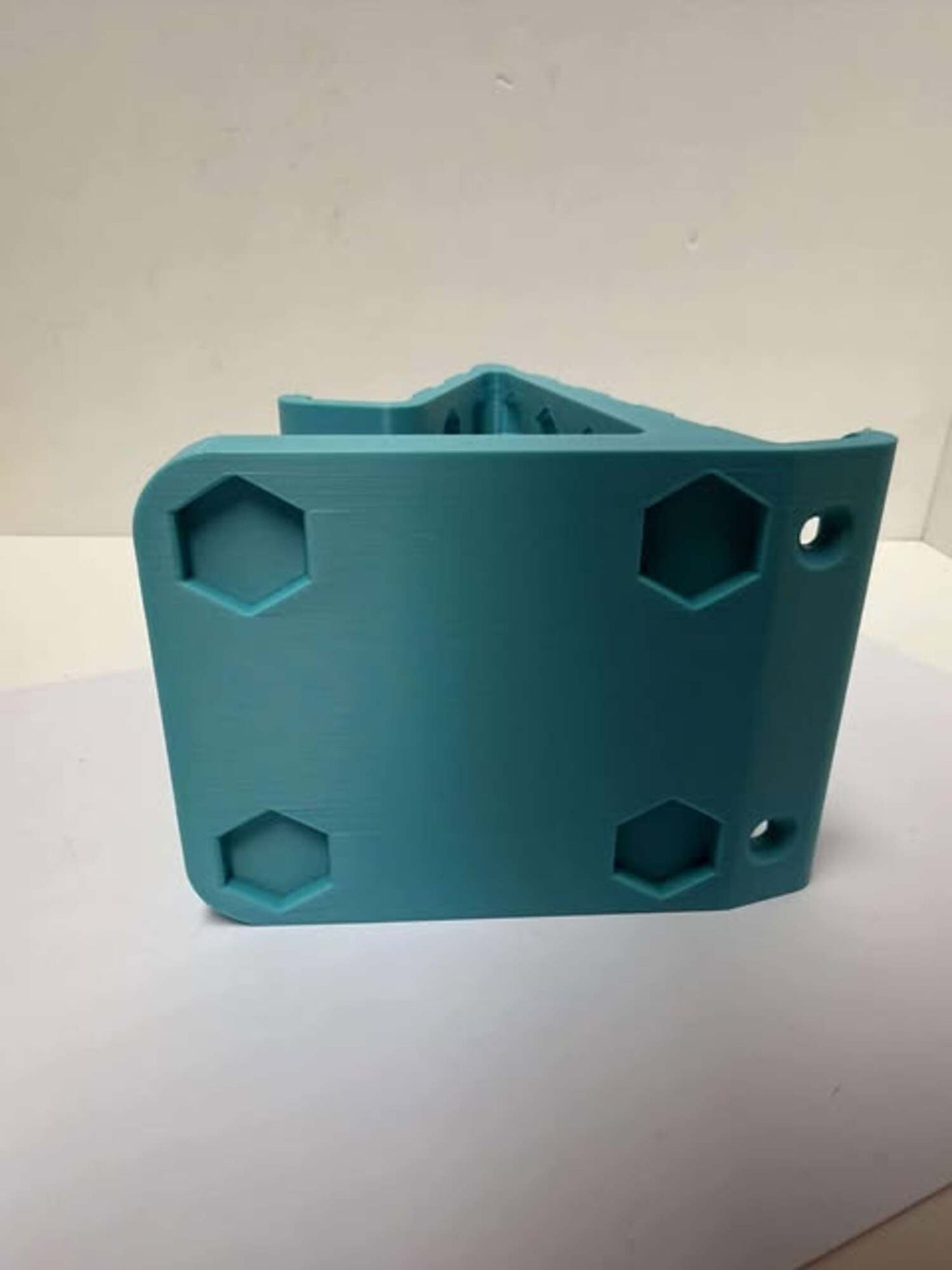 Honeycomb Phone Holder – Modern Desk Stand, 3D Printed Phone Stand