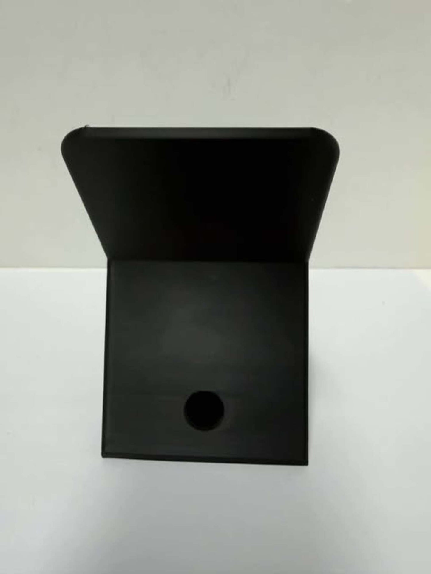 AMG-Inspired F1 Phone Holder – 3D Printed Motorsport Desk Stand