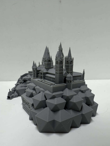 Hogwarts Castle (Highly Detailed)
