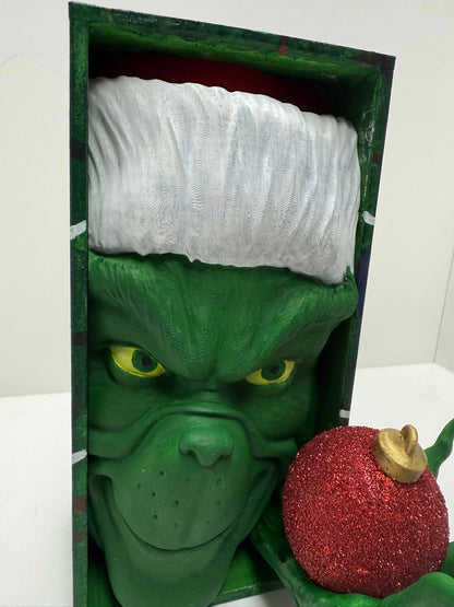 The Grinch Book Nook